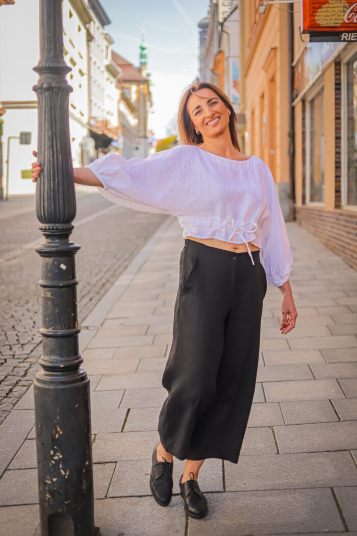 Lněný stahovací top MARIA - Obrázek 11