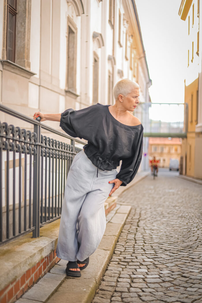Lněný stahovací top MARIA - Obrázek 2